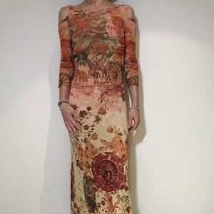 cool pattern dress with a scarf